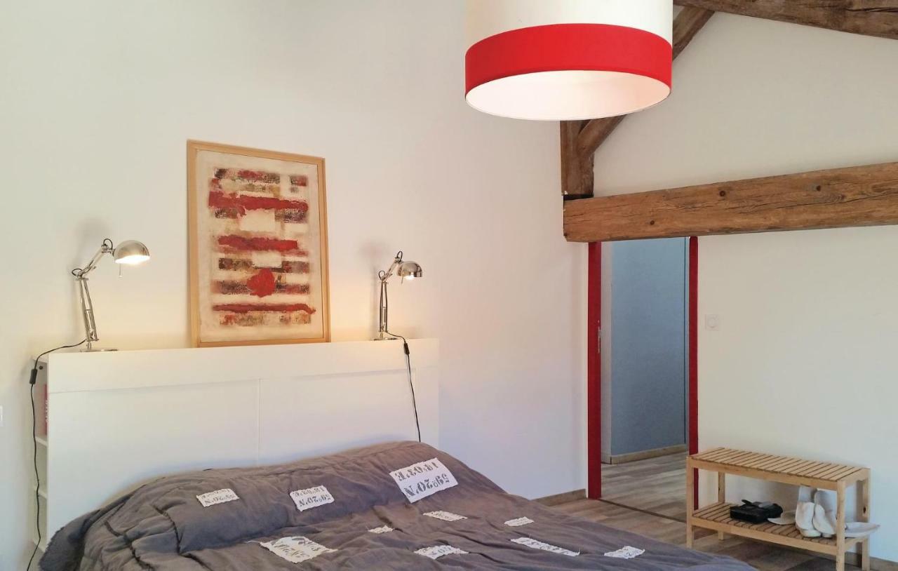 2 Bedroom Amazing Home In 纳博讷 外观 照片